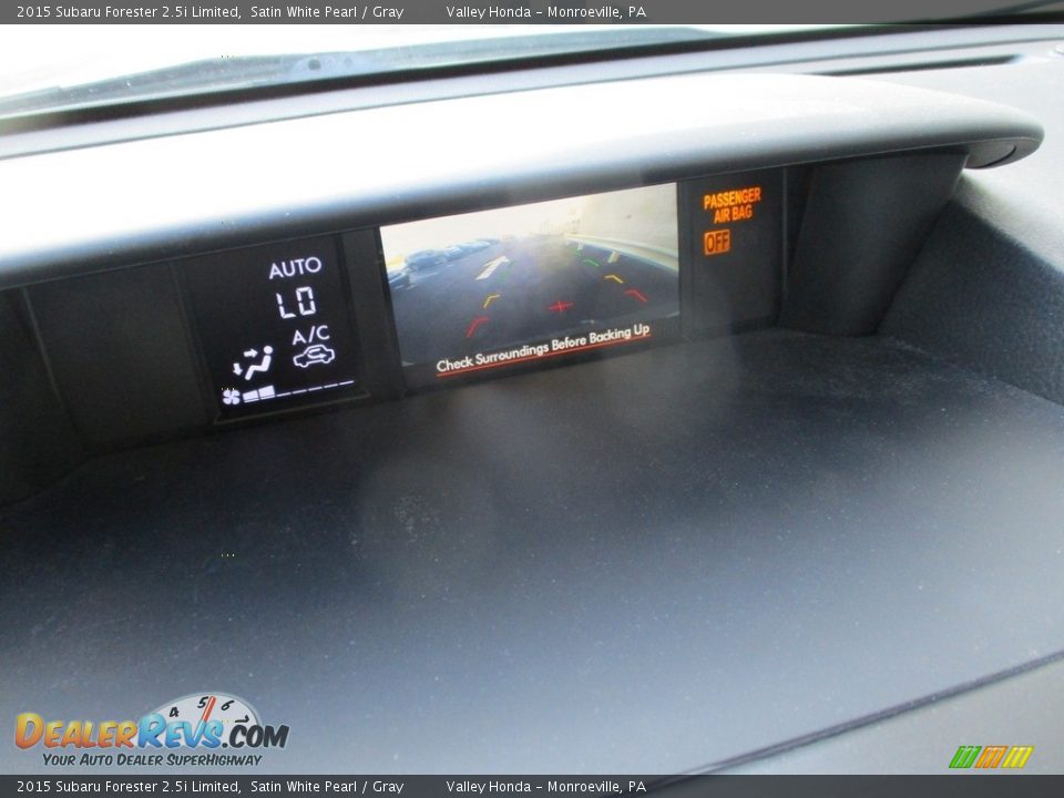 2015 Subaru Forester 2.5i Limited Satin White Pearl / Gray Photo #16