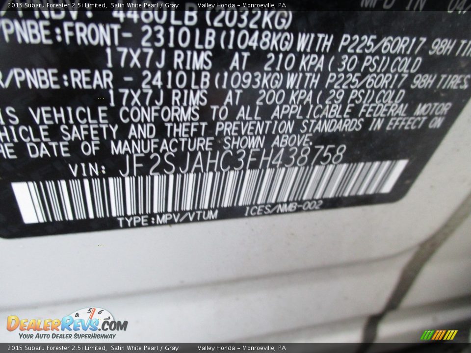 2015 Subaru Forester 2.5i Limited Satin White Pearl / Gray Photo #19