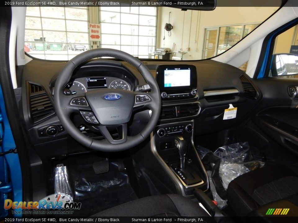 Dashboard of 2019 Ford EcoSport SE 4WD Photo #9