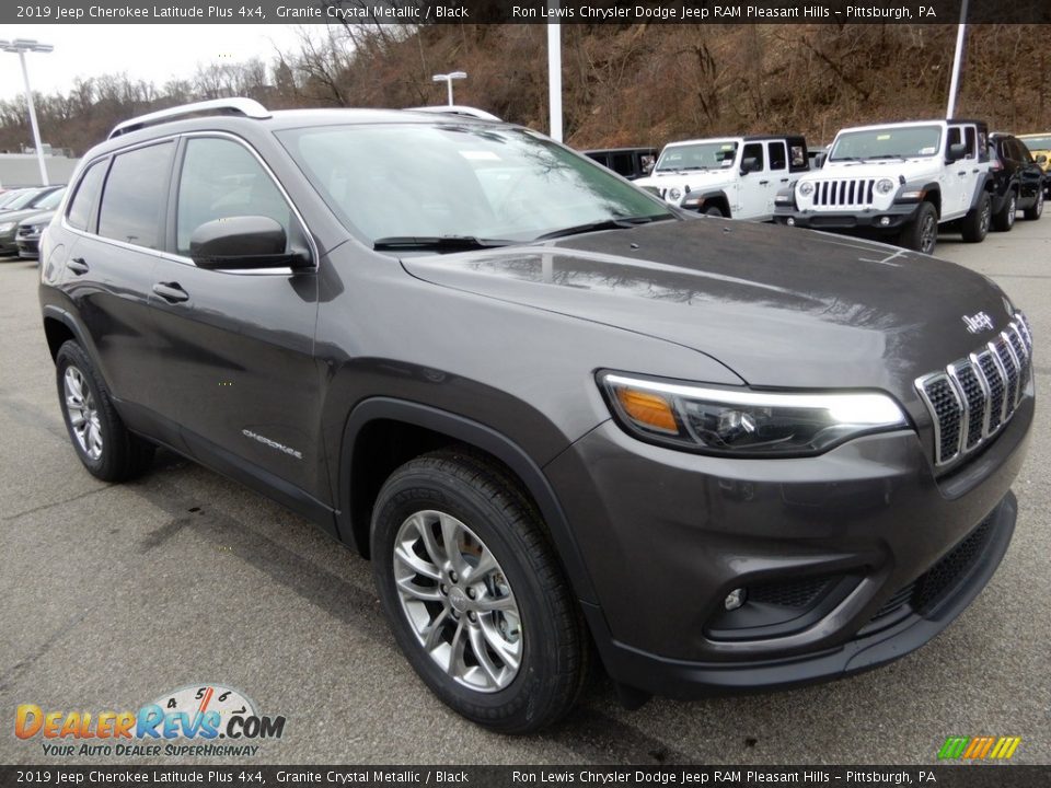 2019 Jeep Cherokee Latitude Plus 4x4 Granite Crystal Metallic / Black Photo #8