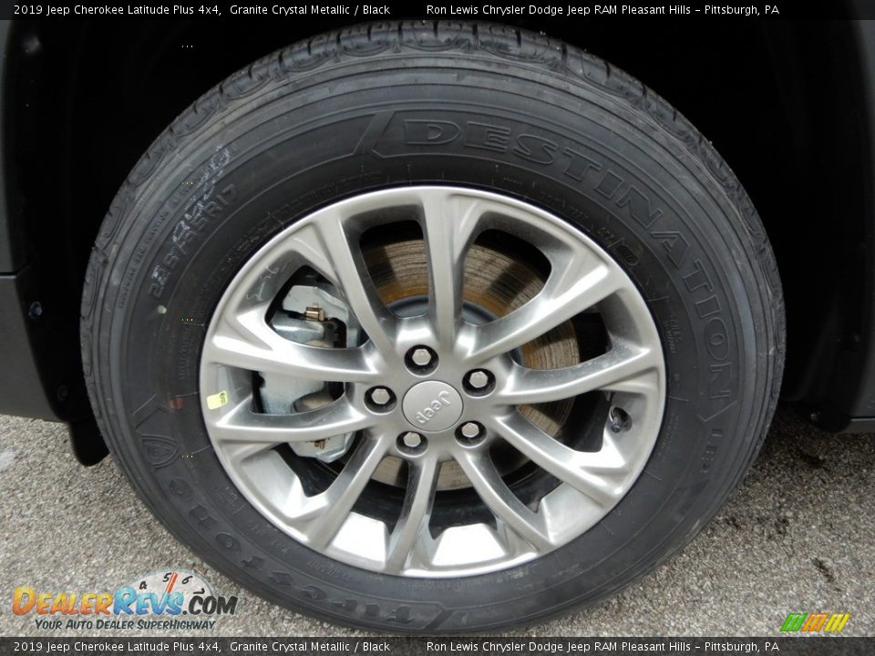 2019 Jeep Cherokee Latitude Plus 4x4 Granite Crystal Metallic / Black Photo #10