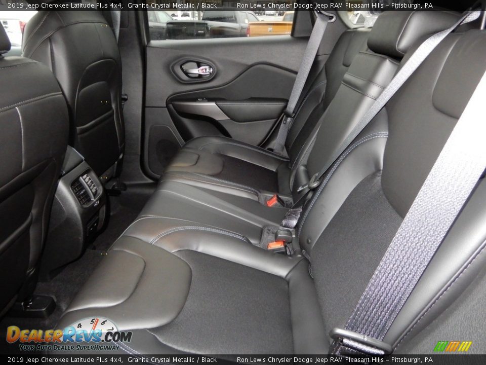 2019 Jeep Cherokee Latitude Plus 4x4 Granite Crystal Metallic / Black Photo #12
