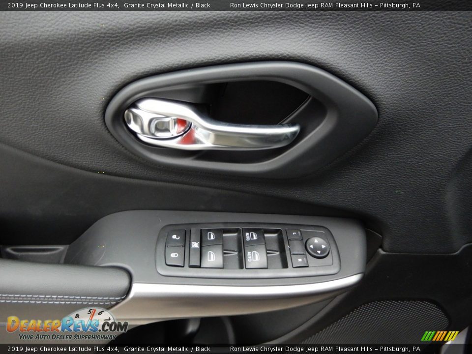 2019 Jeep Cherokee Latitude Plus 4x4 Granite Crystal Metallic / Black Photo #14