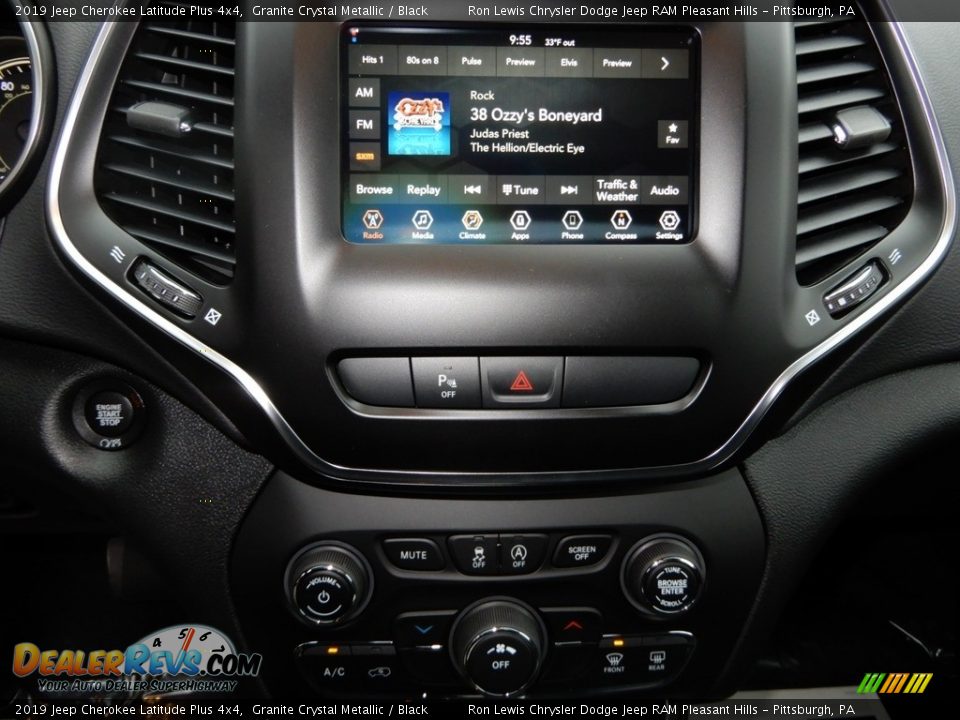 2019 Jeep Cherokee Latitude Plus 4x4 Granite Crystal Metallic / Black Photo #20