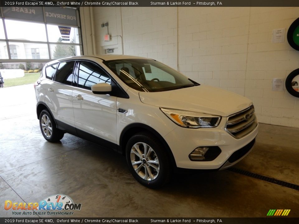 2019 Ford Escape SE 4WD Oxford White / Chromite Gray/Charcoal Black Photo #1