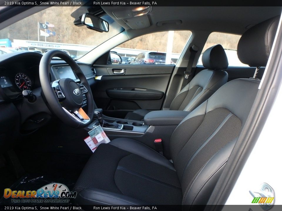 Front Seat of 2019 Kia Optima S Photo #10