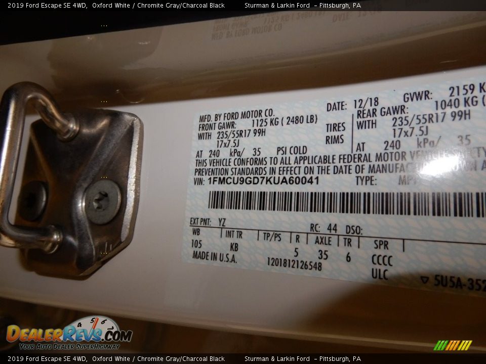 2019 Ford Escape SE 4WD Oxford White / Chromite Gray/Charcoal Black Photo #11