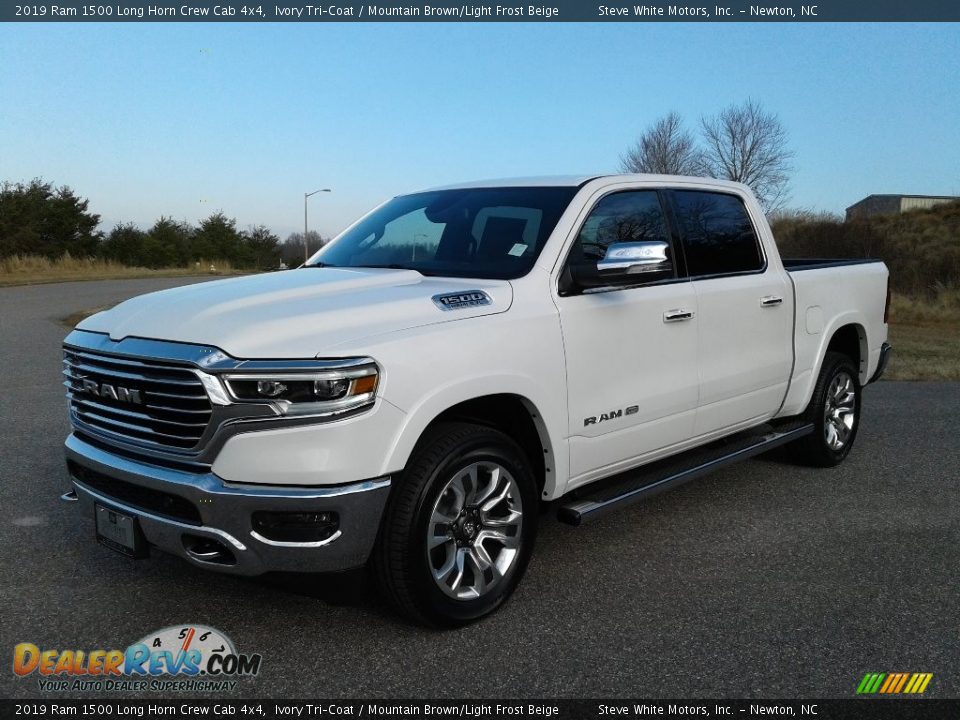 2019 Ram 1500 Long Horn Crew Cab 4x4 Ivory Tri–Coat / Mountain Brown/Light Frost Beige Photo #2