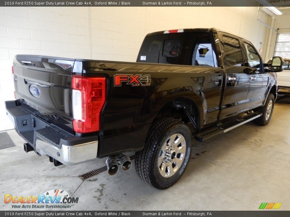 2019 Ford F250 Super Duty Lariat Crew Cab 4x4 Oxford White / Black Photo #2