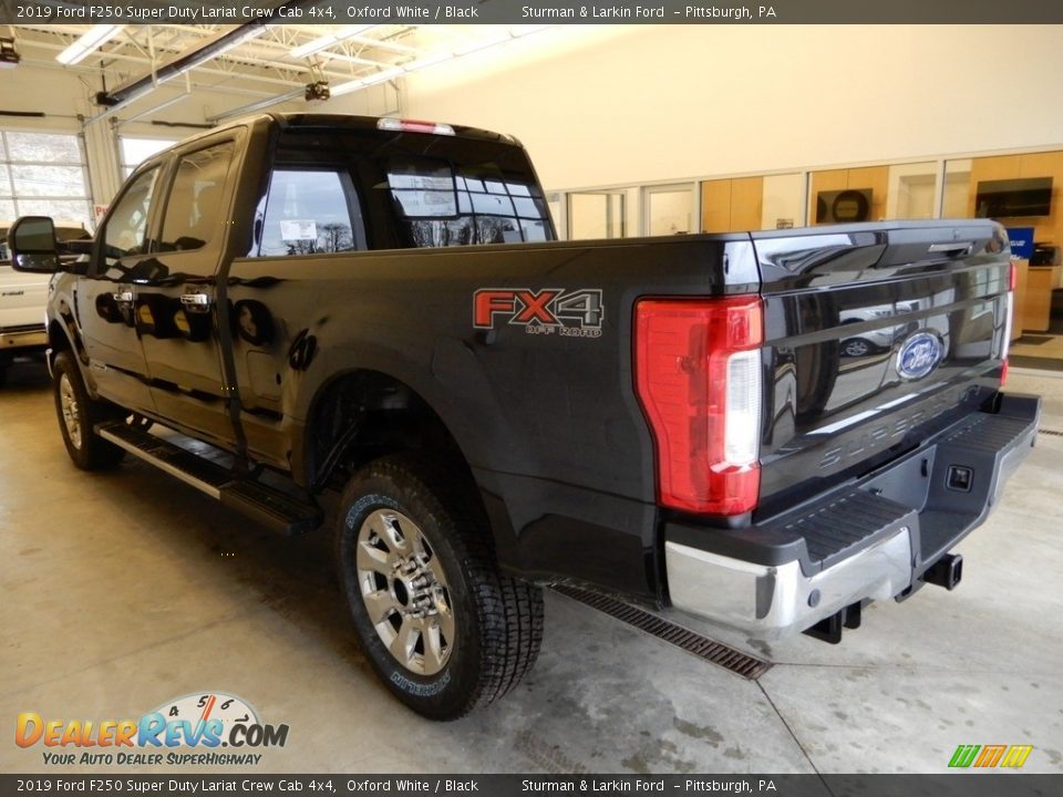 2019 Ford F250 Super Duty Lariat Crew Cab 4x4 Oxford White / Black Photo #3