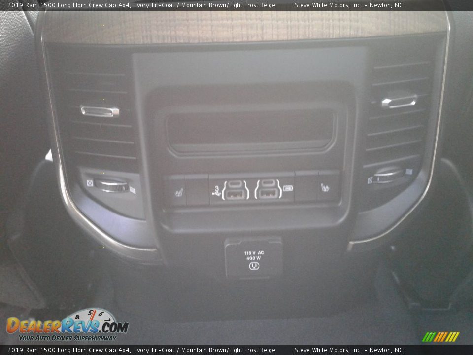 2019 Ram 1500 Long Horn Crew Cab 4x4 Ivory Tri–Coat / Mountain Brown/Light Frost Beige Photo #14