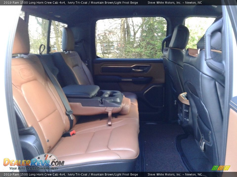 2019 Ram 1500 Long Horn Crew Cab 4x4 Ivory Tri–Coat / Mountain Brown/Light Frost Beige Photo #15