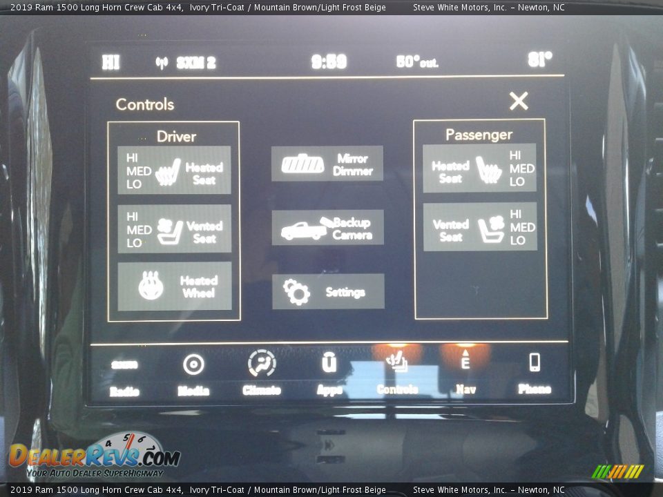 2019 Ram 1500 Long Horn Crew Cab 4x4 Ivory Tri–Coat / Mountain Brown/Light Frost Beige Photo #30
