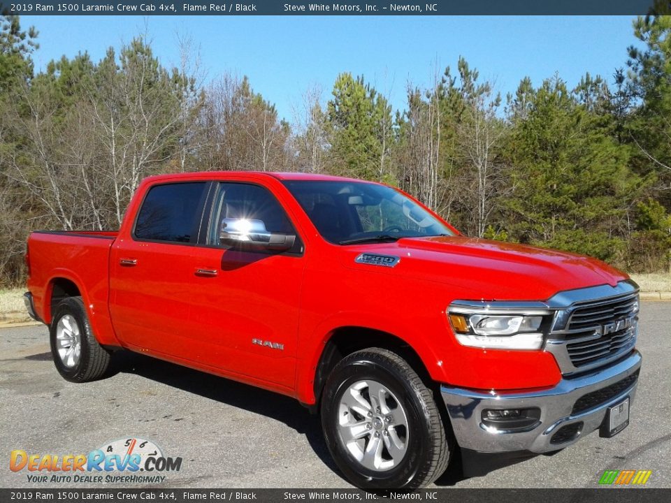 2019 Ram 1500 Laramie Crew Cab 4x4 Flame Red / Black Photo #4