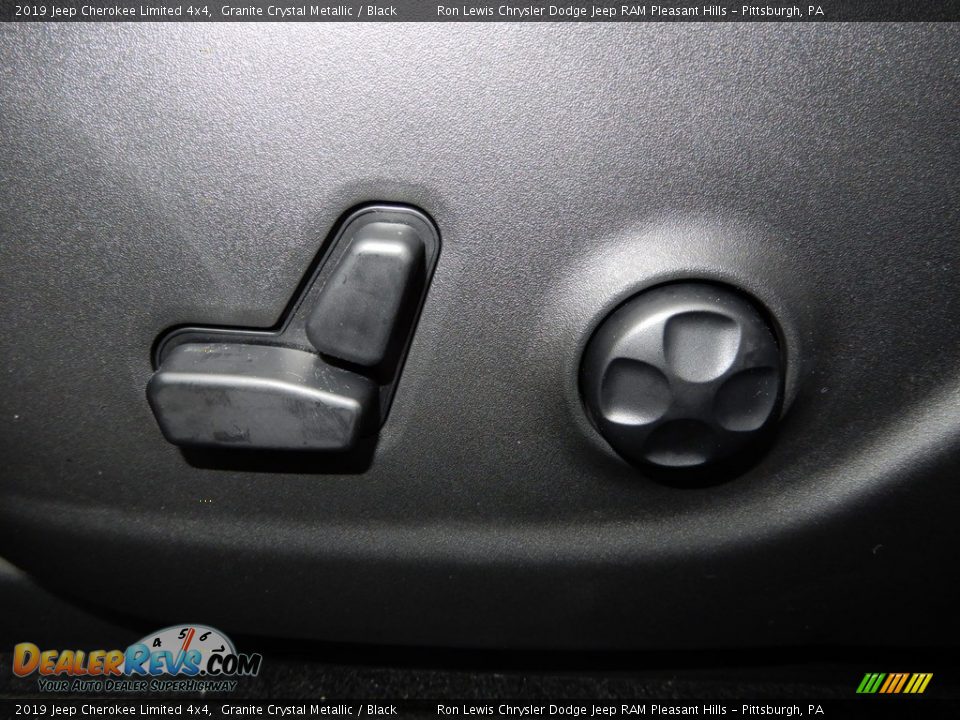 2019 Jeep Cherokee Limited 4x4 Granite Crystal Metallic / Black Photo #16