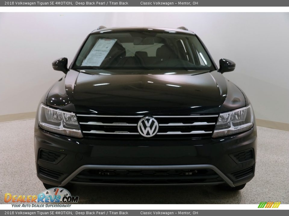 2018 Volkswagen Tiguan SE 4MOTION Deep Black Pearl / Titan Black Photo #2