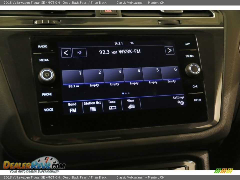 2018 Volkswagen Tiguan SE 4MOTION Deep Black Pearl / Titan Black Photo #11