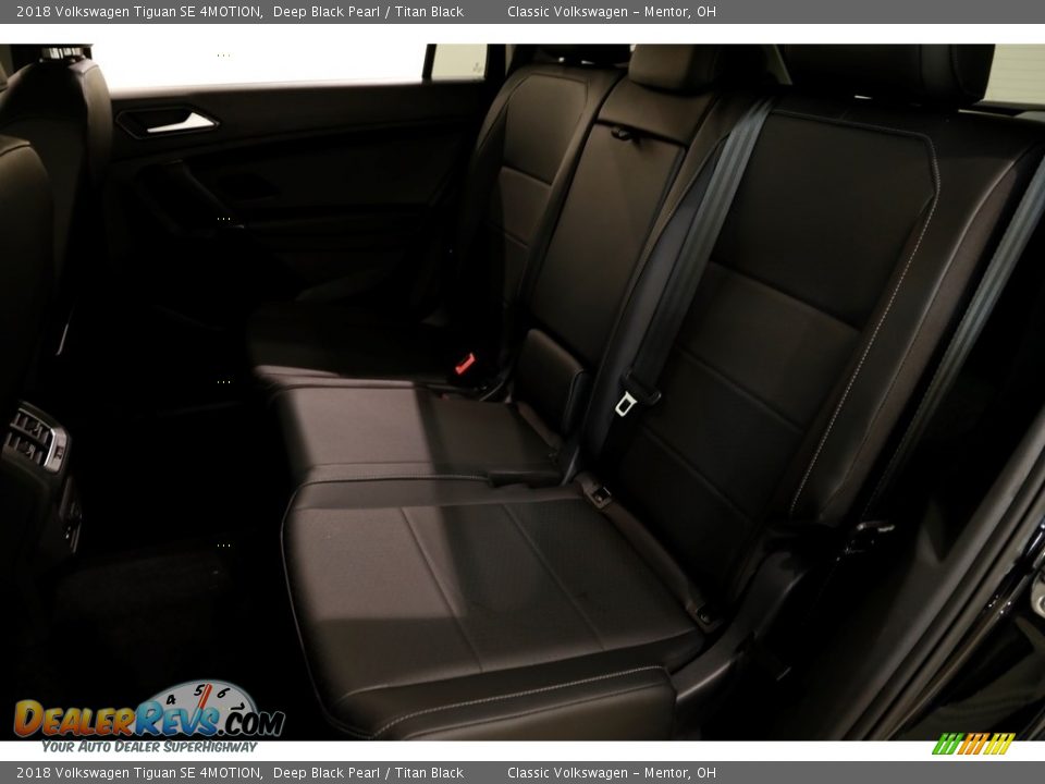 2018 Volkswagen Tiguan SE 4MOTION Deep Black Pearl / Titan Black Photo #19