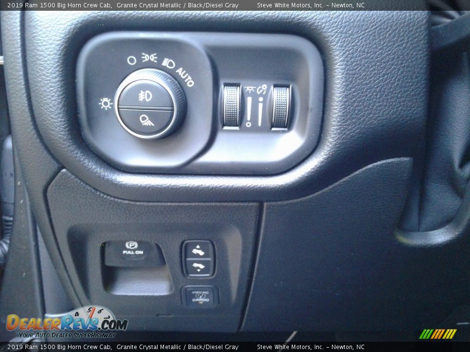 2019 Ram 1500 Big Horn Crew Cab Granite Crystal Metallic / Black/Diesel Gray Photo #16