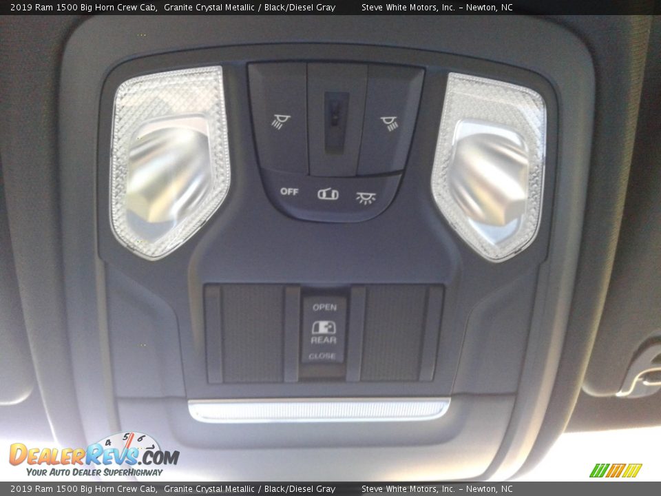 2019 Ram 1500 Big Horn Crew Cab Granite Crystal Metallic / Black/Diesel Gray Photo #28