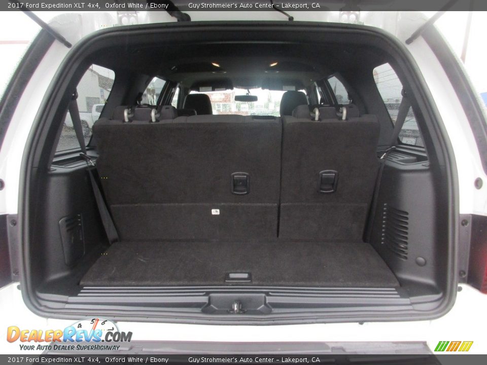 2017 Ford Expedition XLT 4x4 Oxford White / Ebony Photo #11
