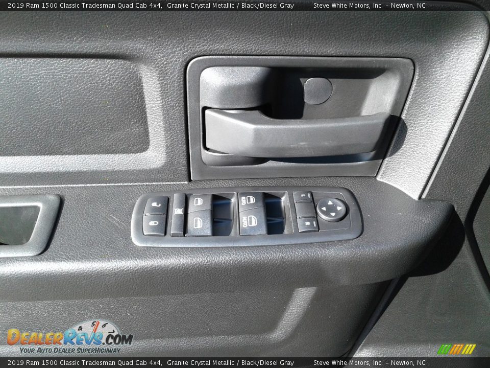 2019 Ram 1500 Classic Tradesman Quad Cab 4x4 Granite Crystal Metallic / Black/Diesel Gray Photo #9