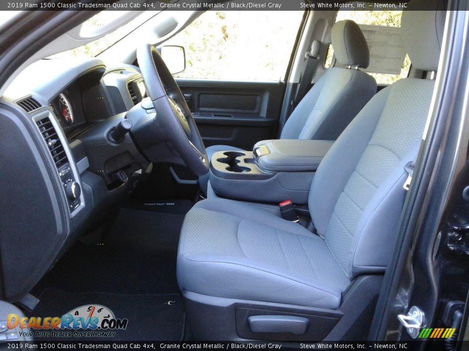 2019 Ram 1500 Classic Tradesman Quad Cab 4x4 Granite Crystal Metallic / Black/Diesel Gray Photo #10