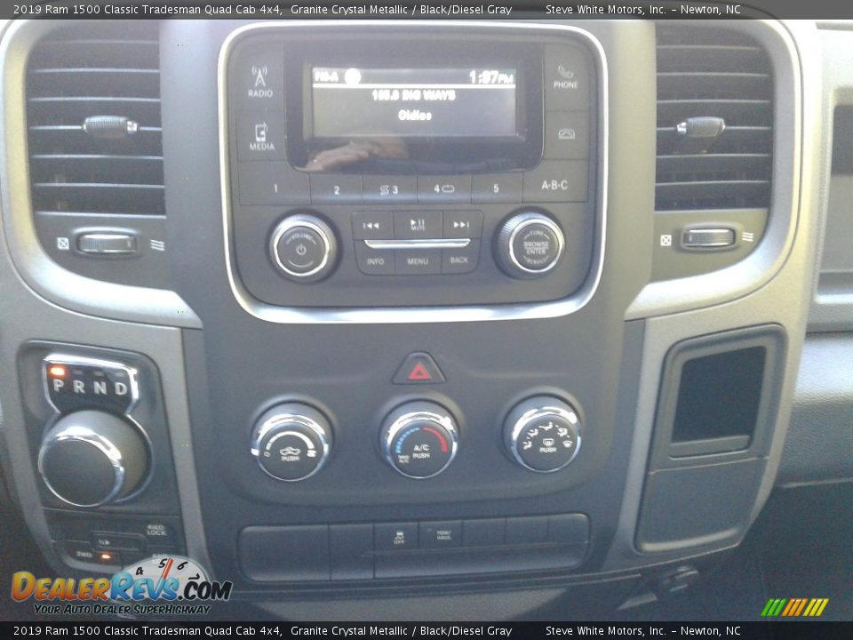 2019 Ram 1500 Classic Tradesman Quad Cab 4x4 Granite Crystal Metallic / Black/Diesel Gray Photo #18
