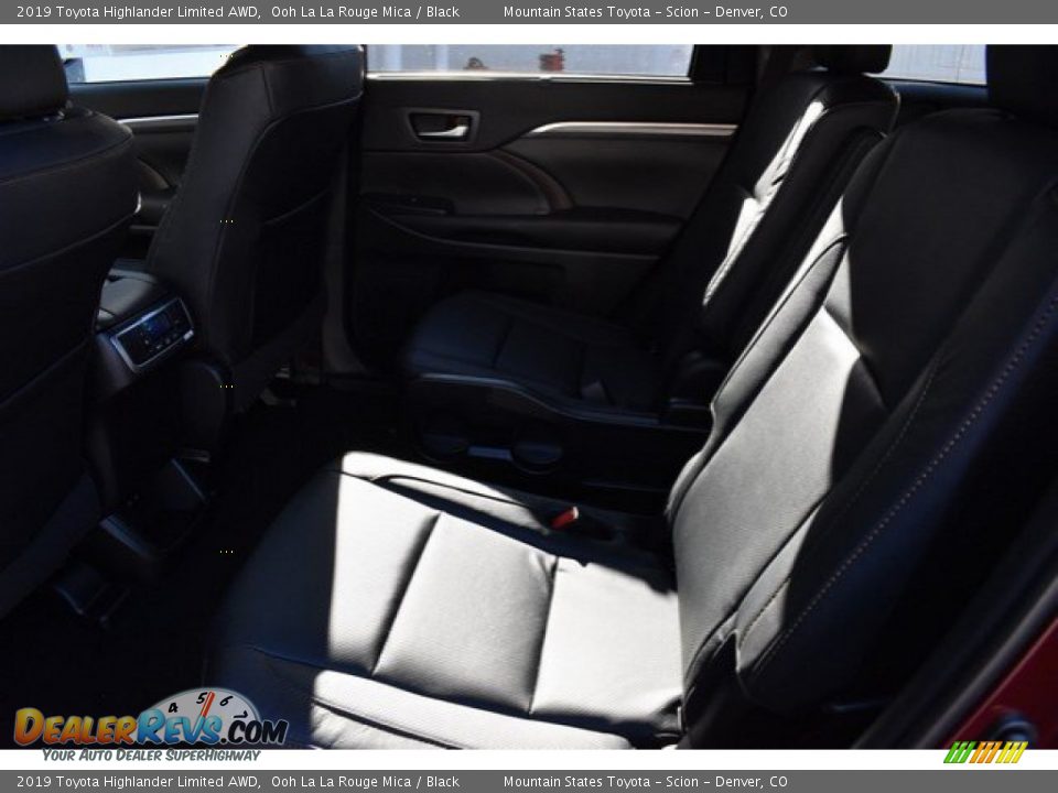 2019 Toyota Highlander Limited AWD Ooh La La Rouge Mica / Black Photo #15