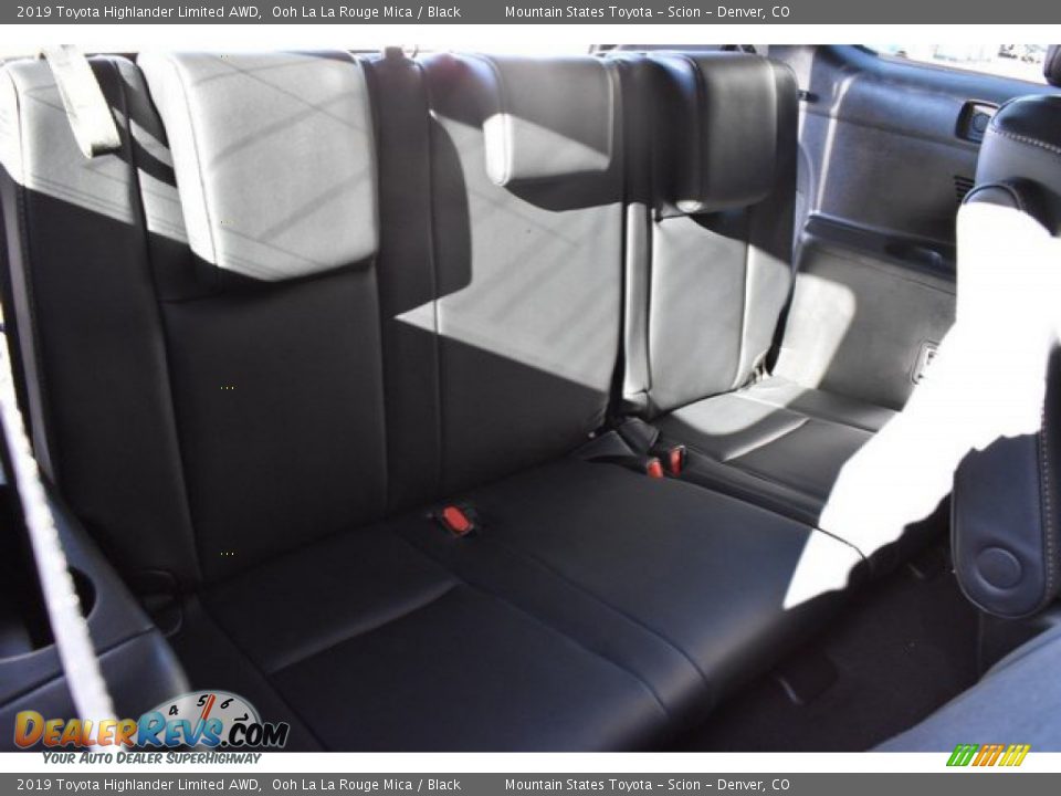 2019 Toyota Highlander Limited AWD Ooh La La Rouge Mica / Black Photo #21