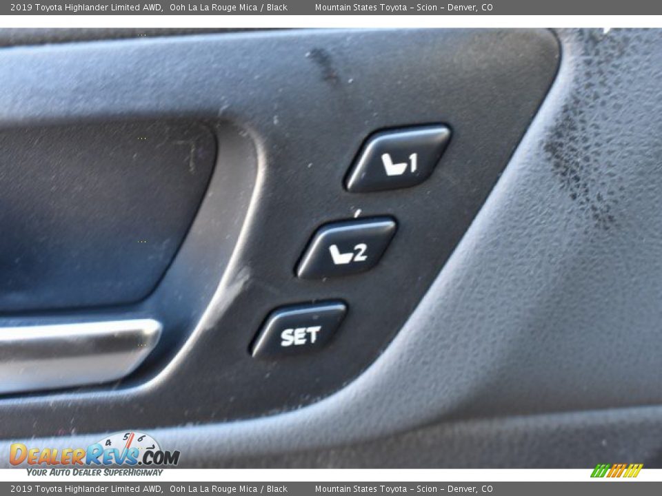 2019 Toyota Highlander Limited AWD Ooh La La Rouge Mica / Black Photo #28