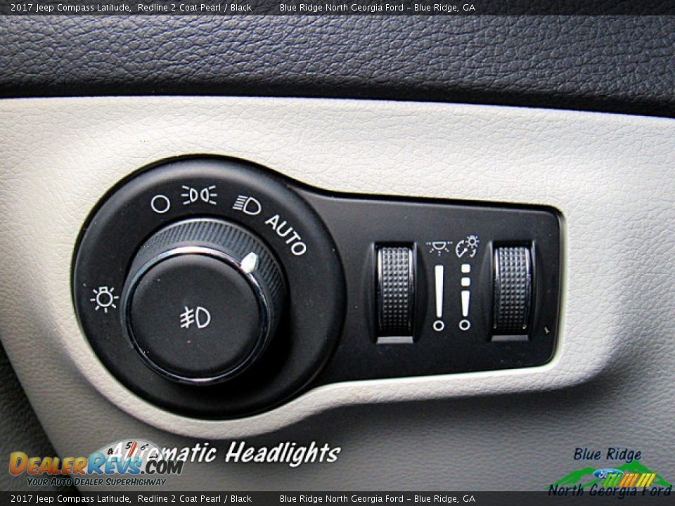 2017 Jeep Compass Latitude Redline 2 Coat Pearl / Black Photo #19