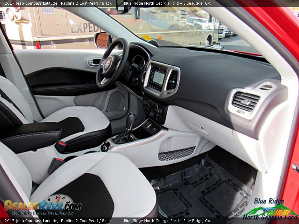 2017 Jeep Compass Latitude Redline 2 Coat Pearl / Black Photo #28