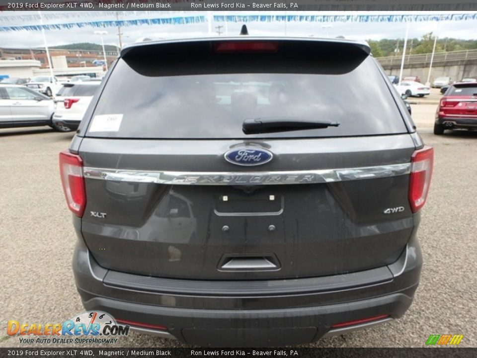 2019 Ford Explorer XLT 4WD Magnetic / Medium Black Photo #3