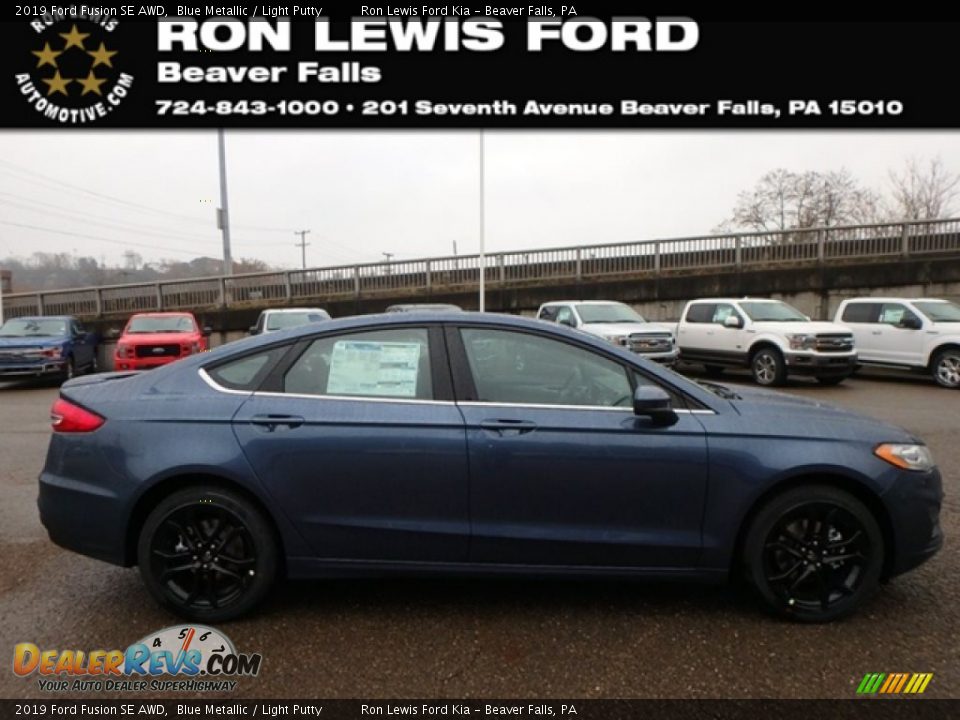 2019 Ford Fusion SE AWD Blue Metallic / Light Putty Photo #1