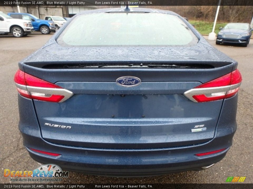 2019 Ford Fusion SE AWD Blue Metallic / Light Putty Photo #3