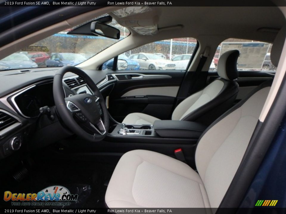 2019 Ford Fusion SE AWD Blue Metallic / Light Putty Photo #10