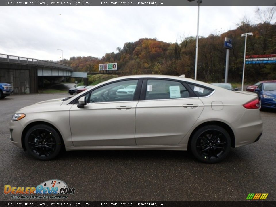 2019 Ford Fusion SE AWD White Gold / Light Putty Photo #5