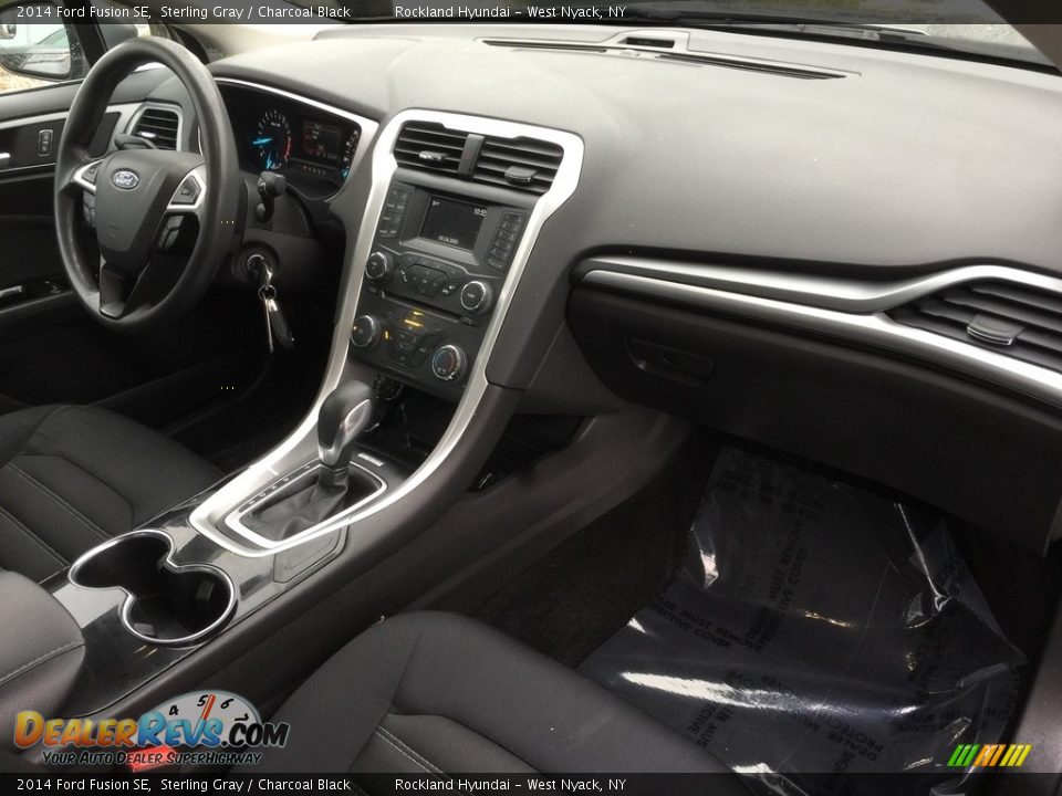2014 Ford Fusion SE Sterling Gray / Charcoal Black Photo #26
