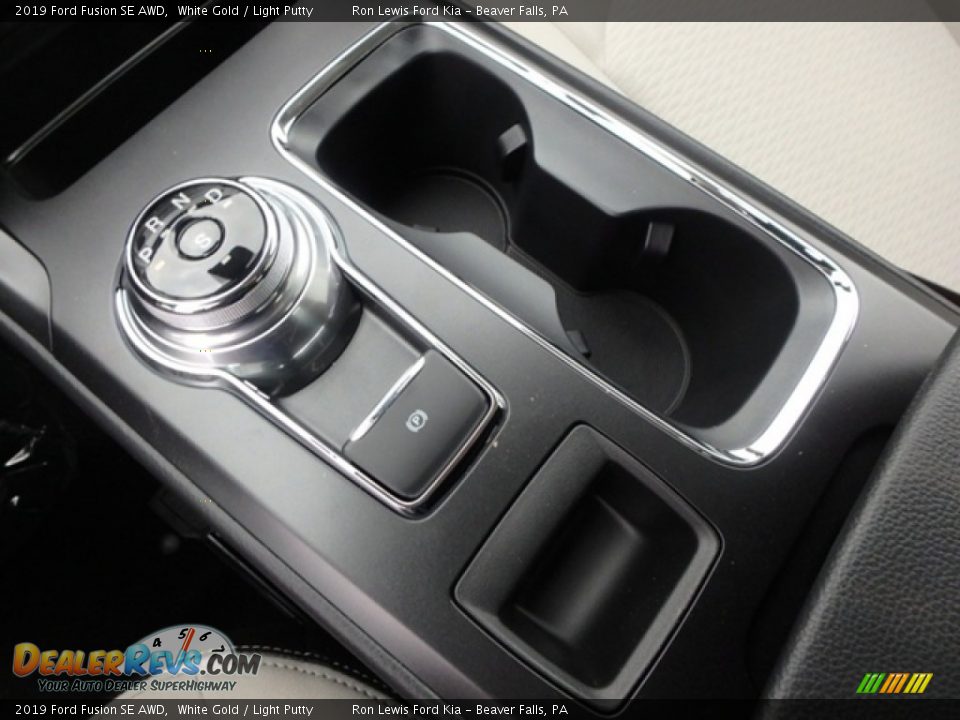 2019 Ford Fusion SE AWD White Gold / Light Putty Photo #20