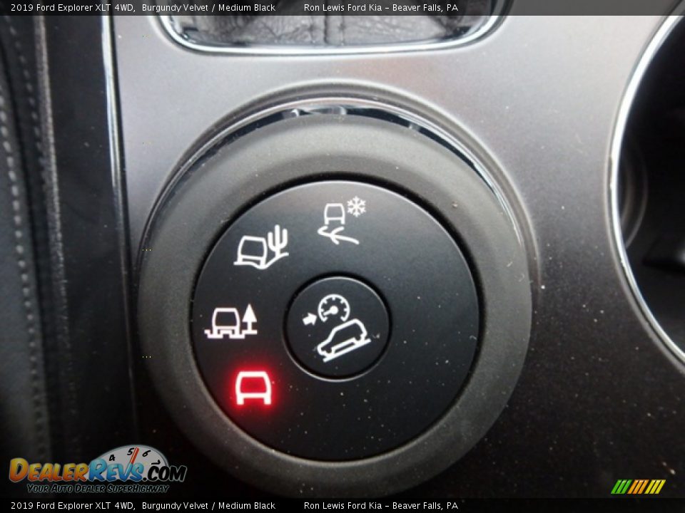 2019 Ford Explorer XLT 4WD Burgundy Velvet / Medium Black Photo #19