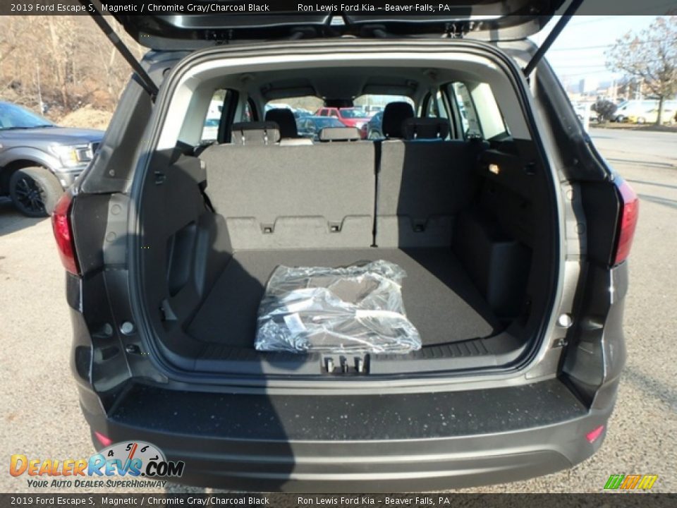 2019 Ford Escape S Magnetic / Chromite Gray/Charcoal Black Photo #4