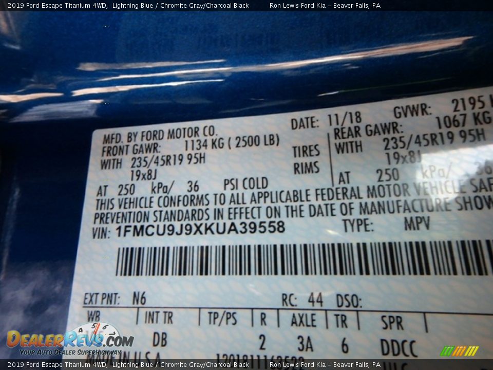 2019 Ford Escape Titanium 4WD Lightning Blue / Chromite Gray/Charcoal Black Photo #15