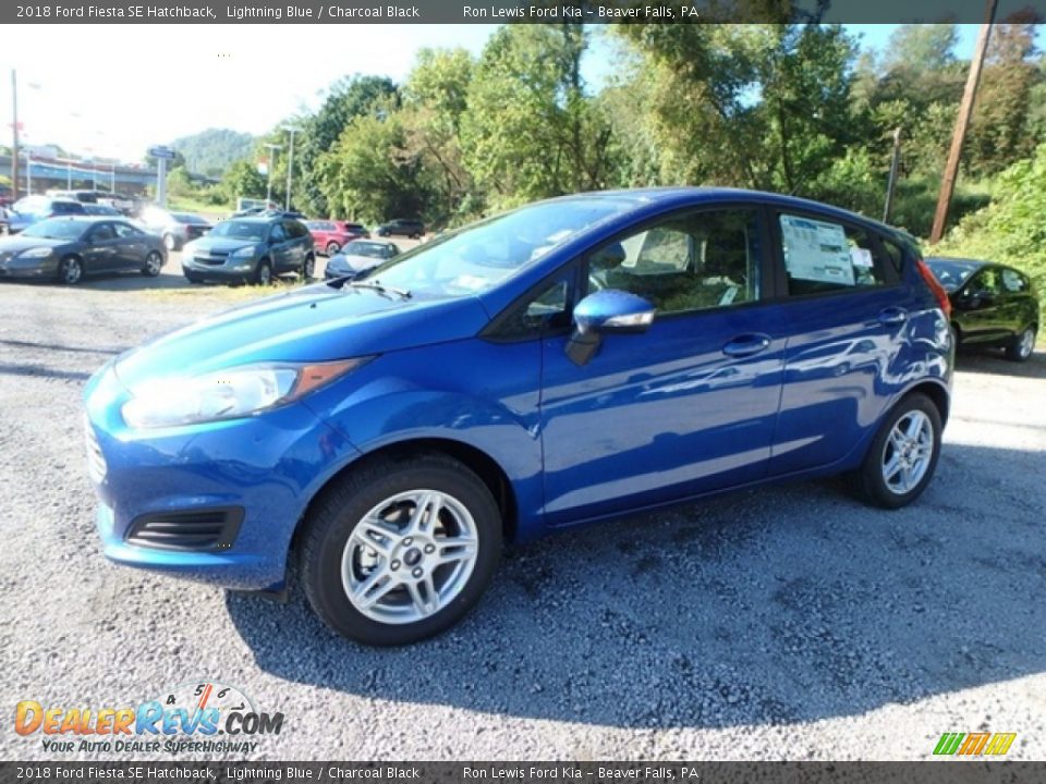 2018 Ford Fiesta SE Hatchback Lightning Blue / Charcoal Black Photo #7