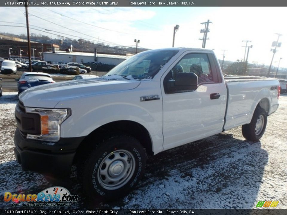 2019 Ford F150 XL Regular Cab 4x4 Oxford White / Earth Gray Photo #8