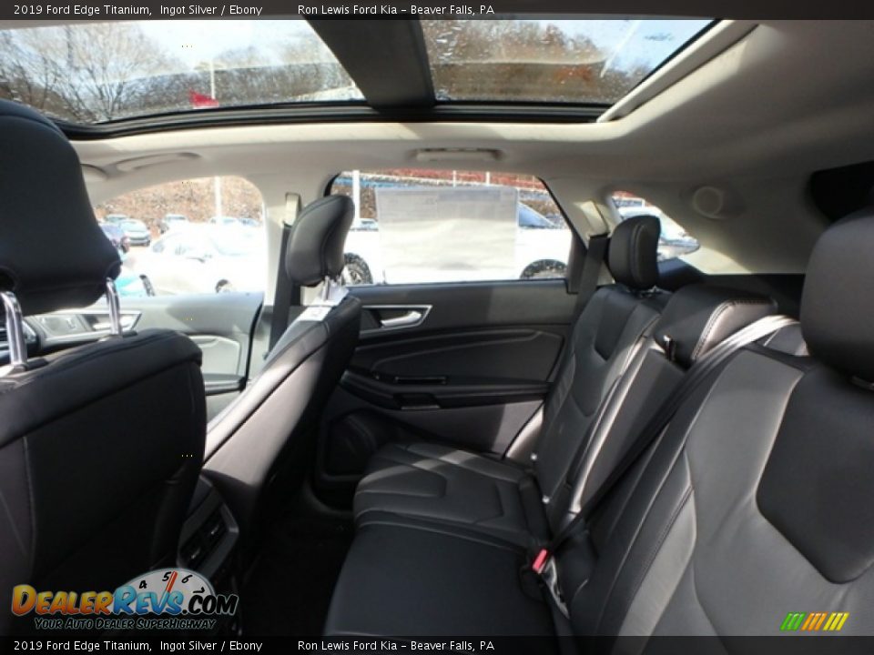 2019 Ford Edge Titanium Ingot Silver / Ebony Photo #12