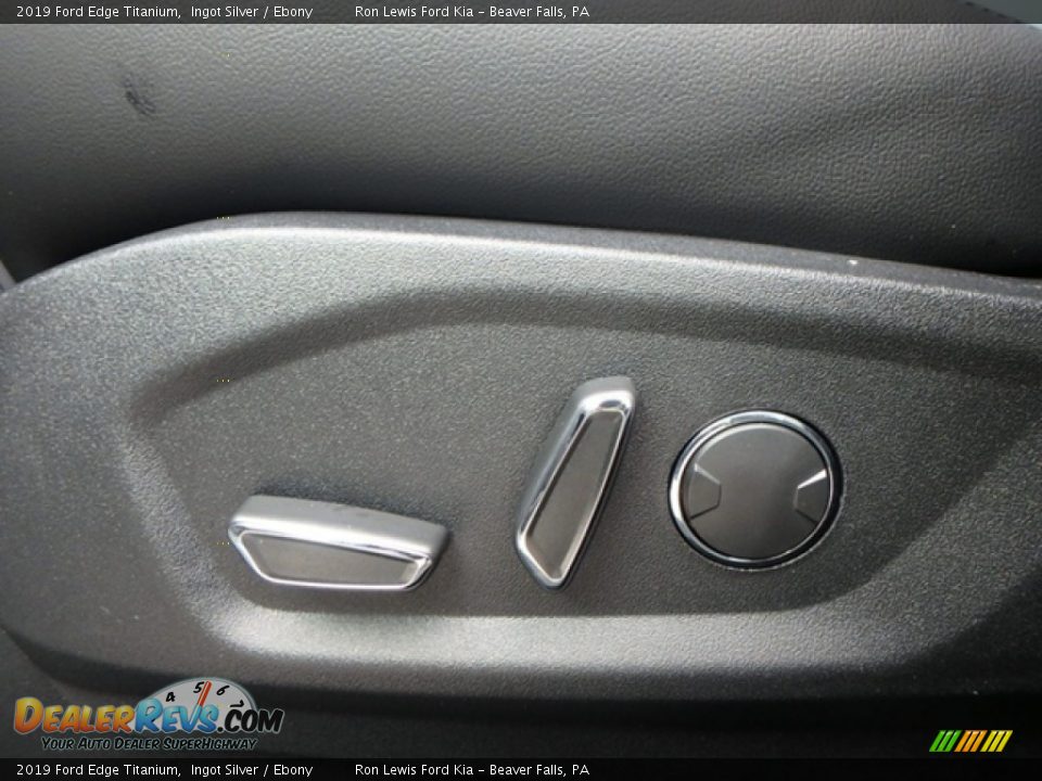 2019 Ford Edge Titanium Ingot Silver / Ebony Photo #16
