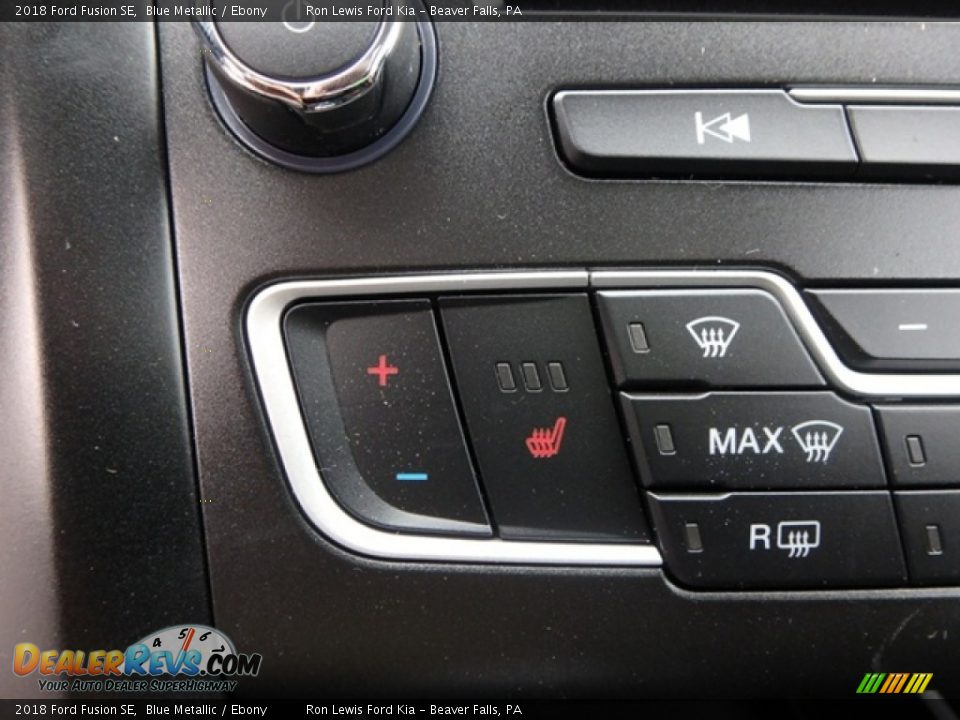 2018 Ford Fusion SE Blue Metallic / Ebony Photo #18