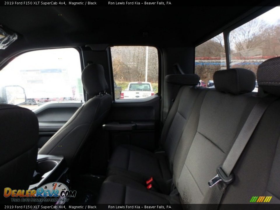 2019 Ford F150 XLT SuperCab 4x4 Magnetic / Black Photo #12