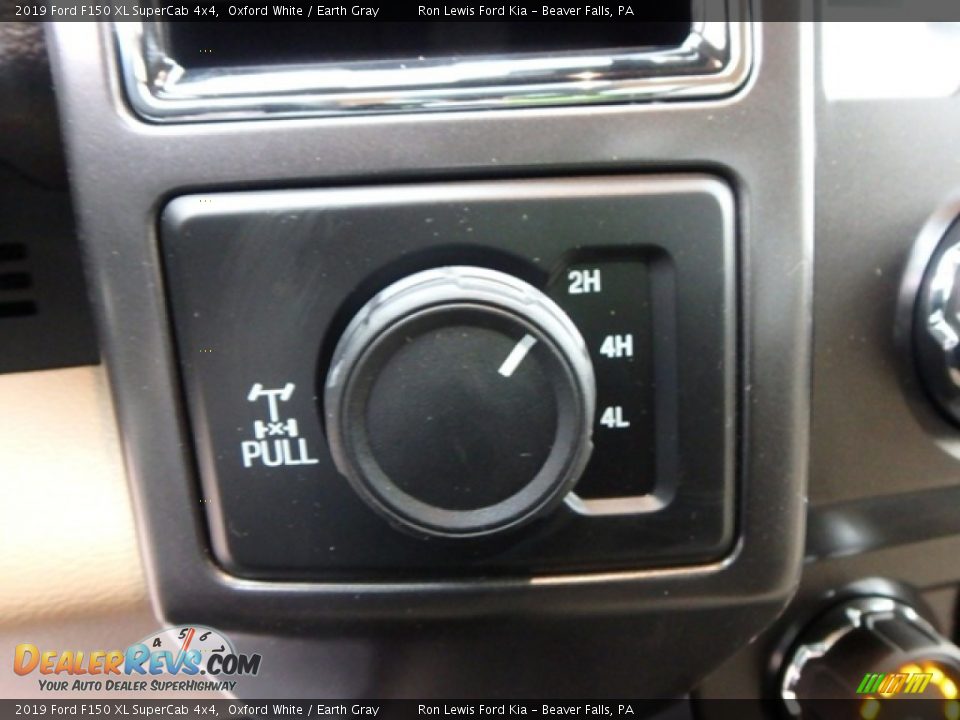2019 Ford F150 XL SuperCab 4x4 Oxford White / Earth Gray Photo #18
